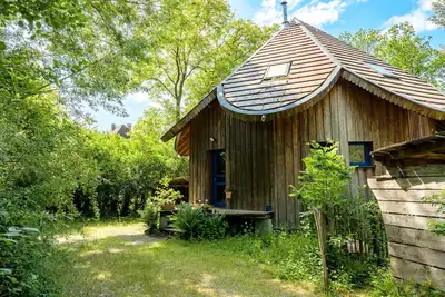 Image de Maison de vacances 'Charmante Maison En Bois' avec terrasse privée, jardin privé et Wi-Fi