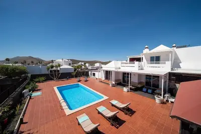 Image de Maison de vacances 'Ladera De Conil' avec vue sur la mer, Wi-Fi et climatisation