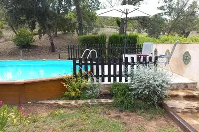 Image de Maison de campagne \"Navalgatos\" avec vue sur les montagnes, piscine privée et terrasse privée