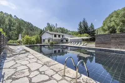 Image de Maison de campagne \"Casa Dels Peixos\" avec vue sur le lac, piscine privée et Wi-Fi