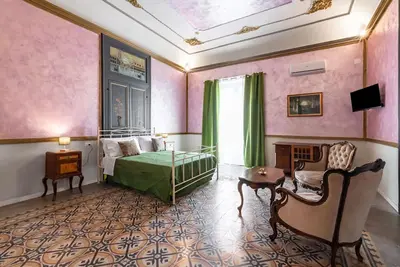 Image de La Dimora dei Mille - Roomy Apartment with Terrace