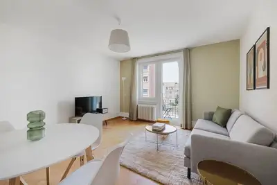 Image de Cool Unterstrass 3br, 15min walk to Zurich Hb, by Blueground