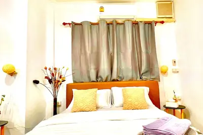 Image de 5 bedroom Family Friendly House Huai Khwang Bangkok