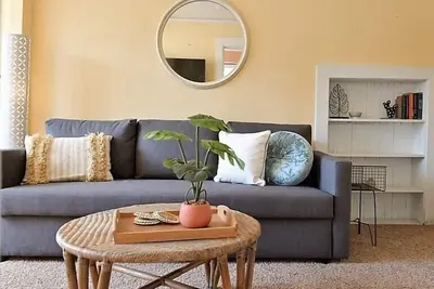 Image de #StayinMyDistrict Historic Heritage House Apt