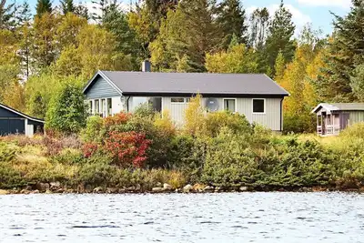 Image de Maison de vacances pour 12 a Kvenvær