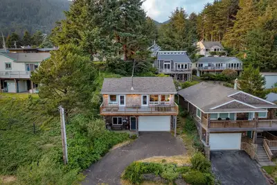 Image de Bella Sol by AvantStay | Ocean Views + Game Room