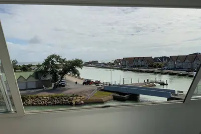 Image de Appartement sur port et 300 m de la plage