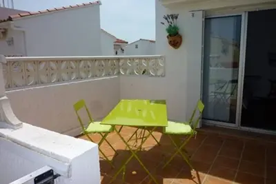 Image de Charmant T2 climatisé à Port Leucate - Terrasse, Parking, Proche Mer, Animaux Bienvenus