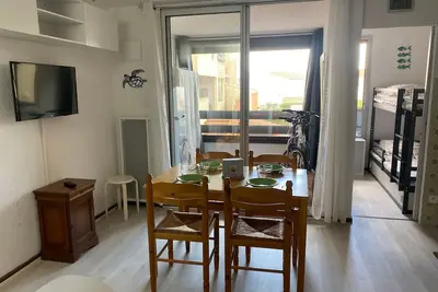 Image de Studio Cabine avec Loggia, Parking, Proche mer, Tv, Lave-Linge, 2 Vélos, Port Leucate, 4 Pers.