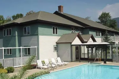 1br+ Smuggler's Notch Condo Ski, Swim, Hike!