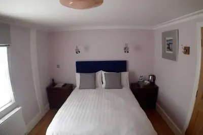 Room 5-Double-Salle de bain
