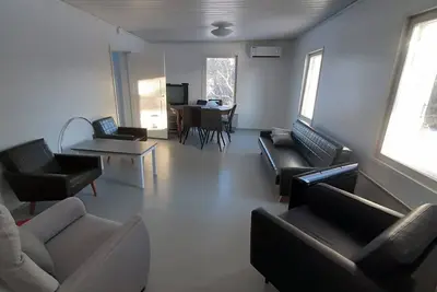 Image de Entire home in Iisalmi, Finland\n10 guests, 3 bedrooms, 10 beds, \nSauna, farmhouse