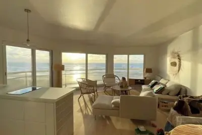 Image de Bel appartement, vue panoramique, refait à neuf