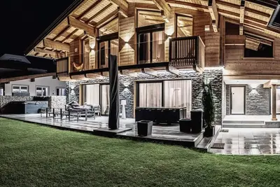Image de Chalet Amadeus - Designer Luxury Chalet for 14