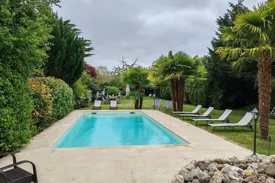 Image de Maison avec piscine chauffée à 45 minutes de Paris