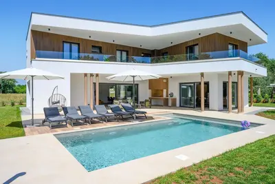 Image de Magnifique maison à Sisan