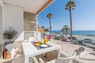 Image de Appartement 'Primera Linea De Playa La Herradura' avec vue sur mer, balcon et Wi-Fi