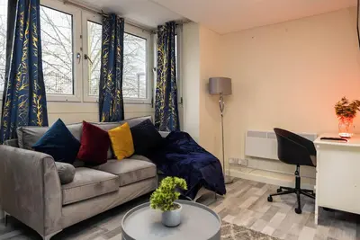 Image de Sleeps4-SofaBed-CloseToCity-FreeParking