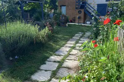 Image de Studio avec terrasse couverte devant La Loire, à 5 min des jardins de Chaumont