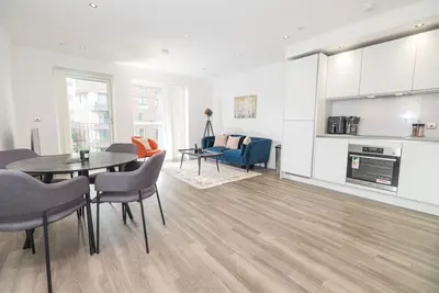 Image de City Escape - Royal Wharf 2 Bed
