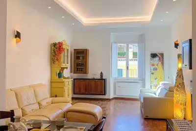 Image de 400m du Colisée - Appartement de prestige de 120m2 - Rénové, adapté aux familles