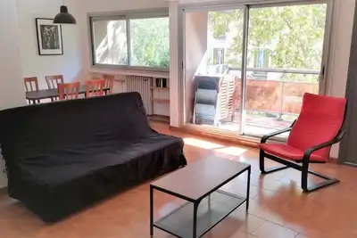 Image de Appartement T3 à proximité immédiate des plages du Mourillon