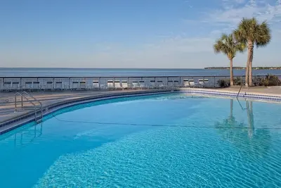 Image de 2brSU Family Fun at Beach Resort!