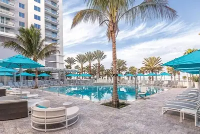 Image de 2br Deluxe -Clearwater & Theme Parks!