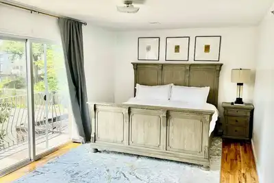 Charming 3-bedroom apartment in Newark 5 min from Ewr Airport