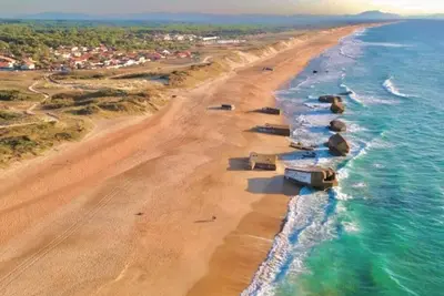 Image de À deux pas de la plage! Maison avec jardin, idéal pour les familles