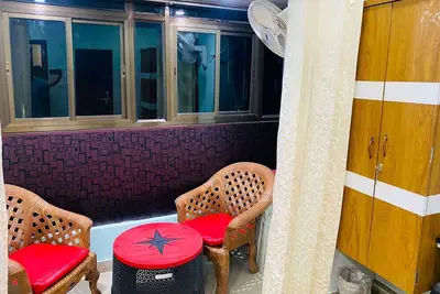 Image de My property is in the middle of Kashi, Kashi Vishwanath temple is 1. 5km away