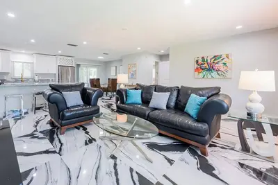 Image de Updated Modern Coastal Retreat In Nw Bradenton ~ Minutes To Anna Maria Island