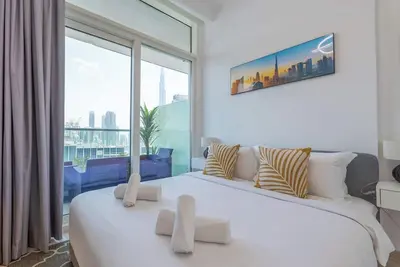 Image de Day-Dreamer! 1/Br Burj Khalifa View Business Bay