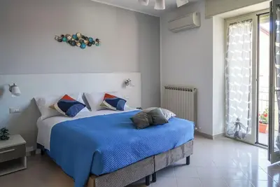 Image de Nonna Carmela Holiday House - Matrimoniale con Balcone Privato
