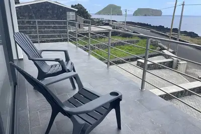 Image de Apartment Overlooking the Sea 1