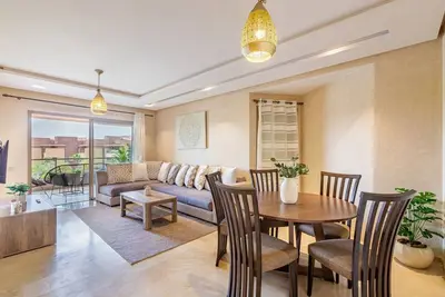 Image de garden & pool view - 3 rooms 10min to town center