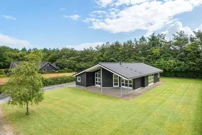 Image de Belle maison de 3 chambres à Hovborg