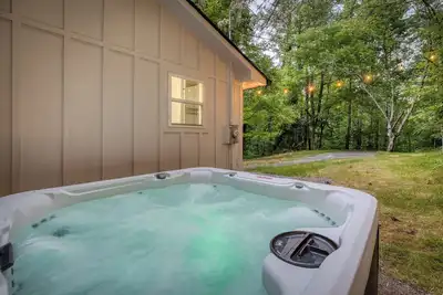 Image de Hot Tub, Fire Pit, Bbq, King-bed, Pet-friendly