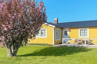 Image de Maison de vacances pour 4 a Tvååker-By Traum