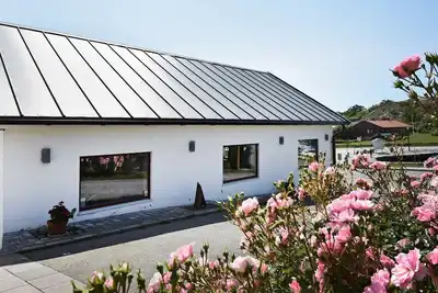 Image de Maison de vacances pour 5 a SKÄRHAMN-By Traum