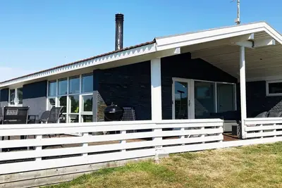 Image de Maison d'été rénovée a Hejlsminde -- By Traum Ferienwohnungen