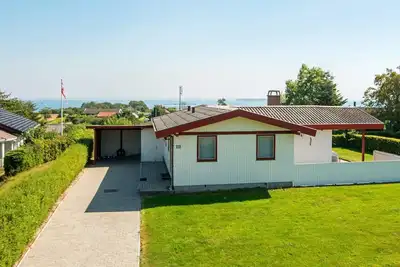 Image de Maison de vacances pour 5 a Hejls-By Traum