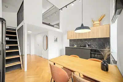 Image de Cozy 1 bedroom loft in the heart of the city