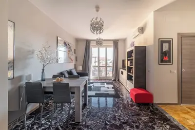 Image de Spacious apartment 4 min to the beach