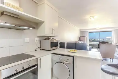 Image de Lagoon Beach 227a by Ctha