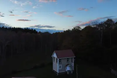 Image de 2 Story Loft House With Massage Chair