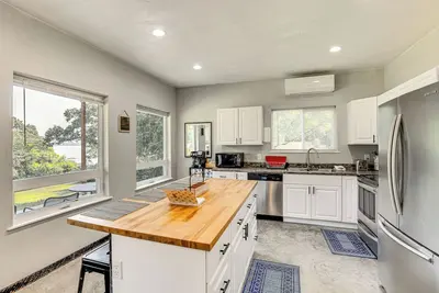 Image de Frankston Vacation Rental: Walk to Lake Palestine!