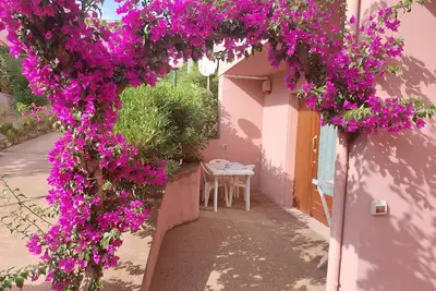 Image de Badesi two-room air-conditioned apartment with pool 2 km from the sea.