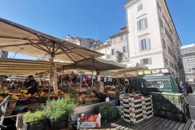Image de The great beauty. Terrace in the heart of Rome