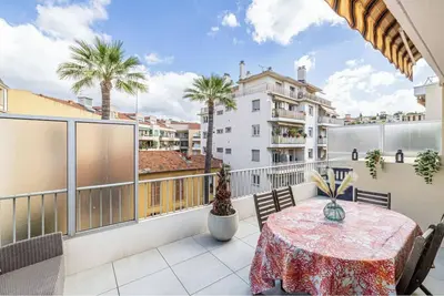 Image de Nice Chambrun, 2 piéces proche de tous les commerces